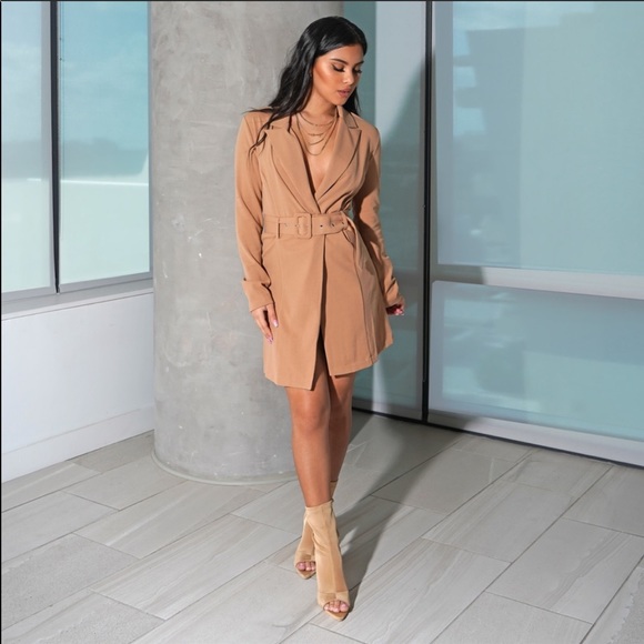 ⚠️Only 2 LEFT⚠️Beige Stretch Peep-Toe Ankle Booties !!NWT!! - Picture 8 of 10